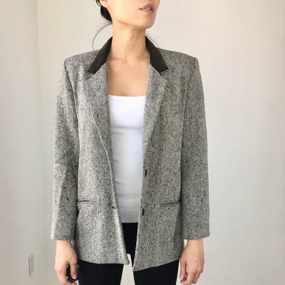 Jackets & Blazers - JW velvet collar and 100%Wool jacket.Vintage |